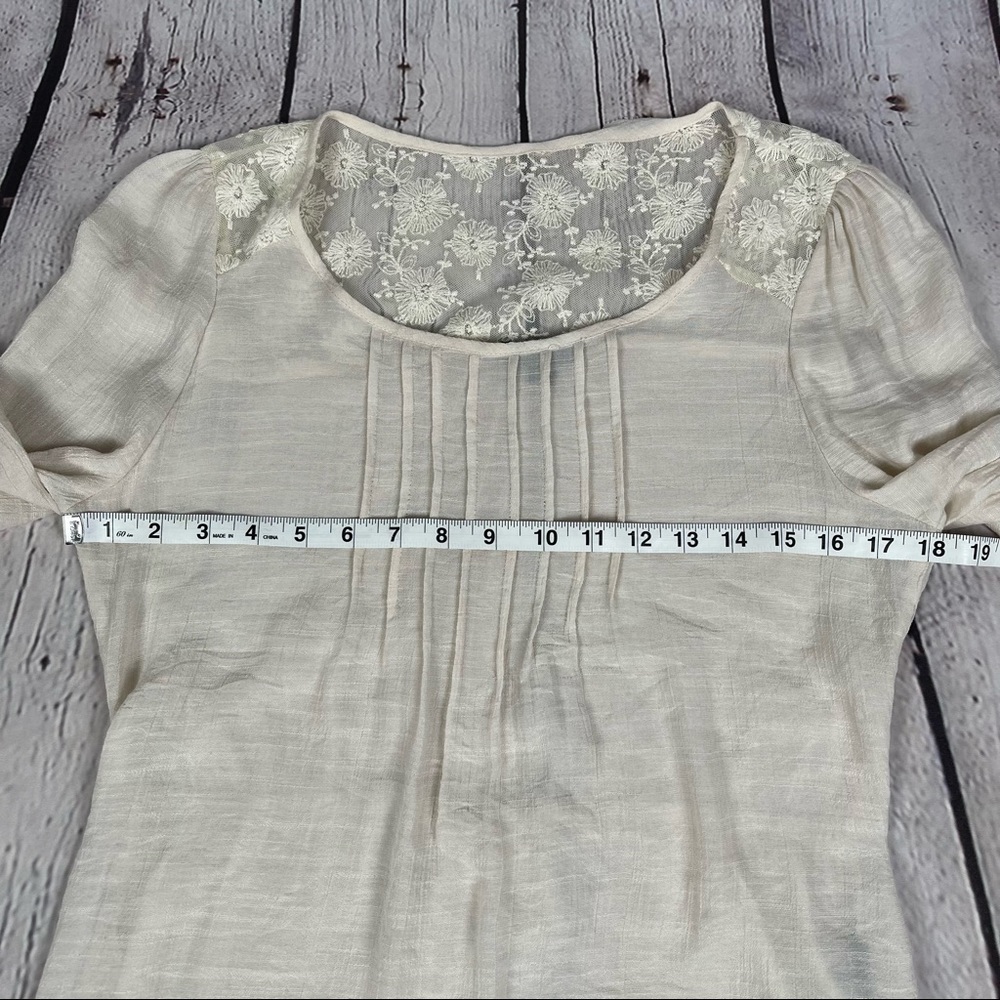 EM women's lightweight beige peasant style boho 3/4 sleeve top lace, size M - Picture 9 of 16